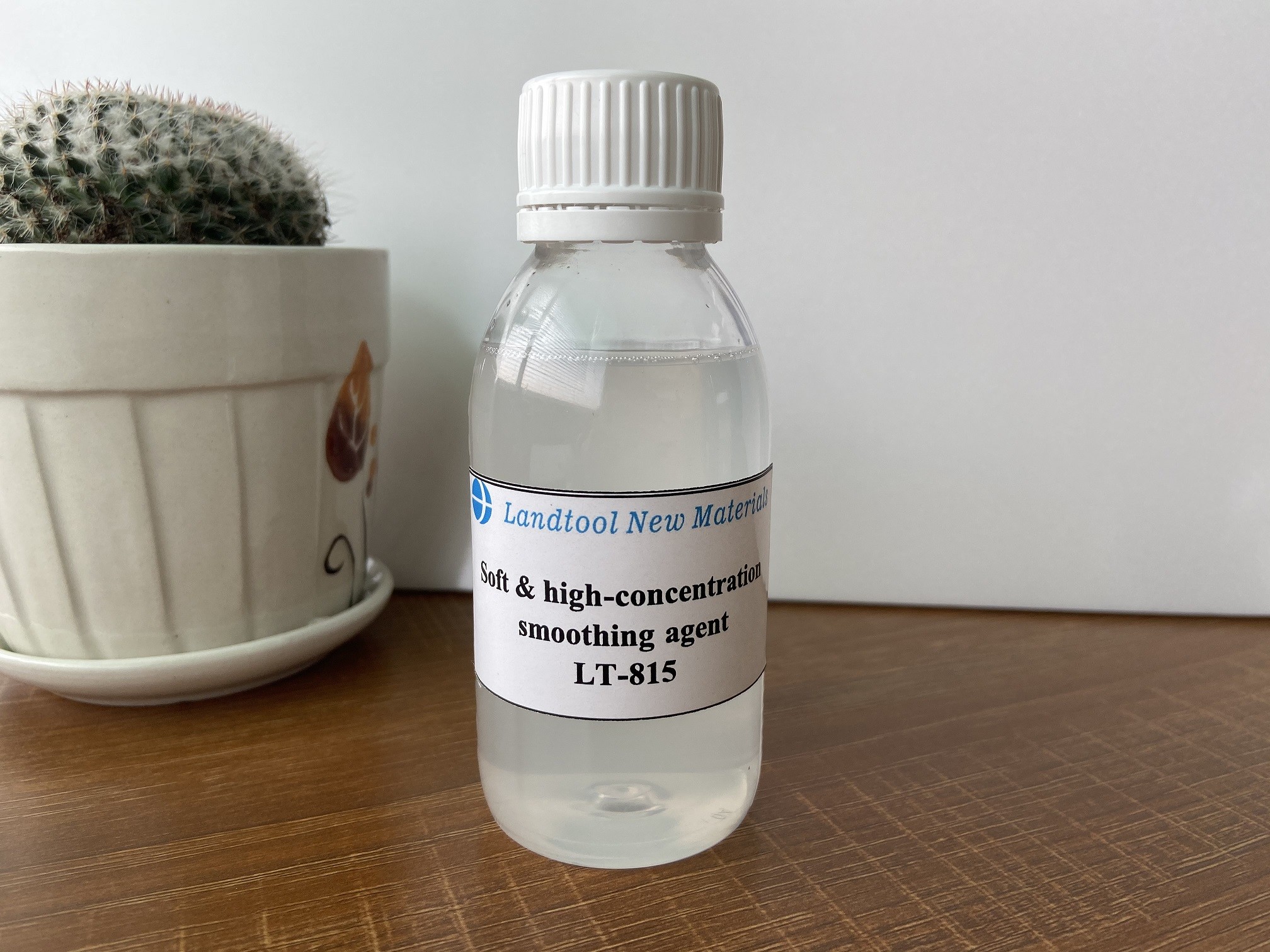 PH 5.0~7.0 Silicone Smoothing Agent Improving The Sealability & Resilience